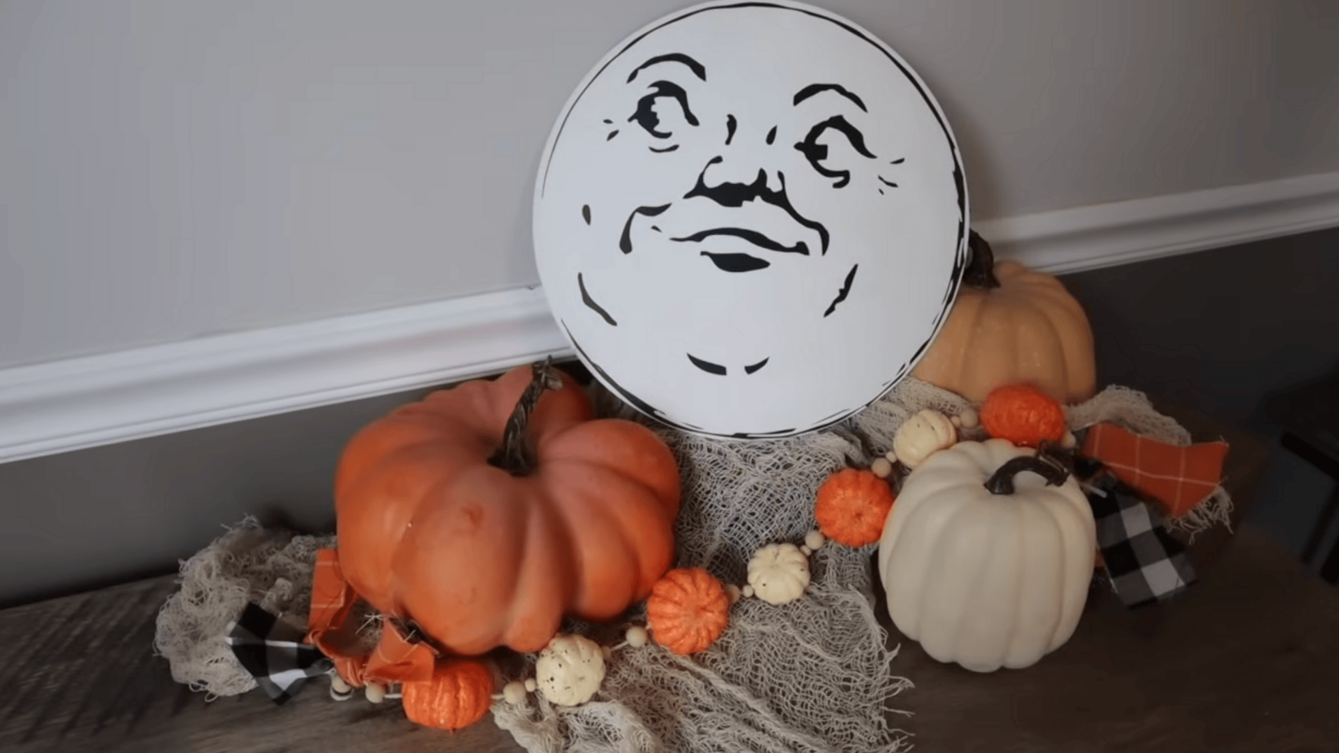 man in the moon wood round