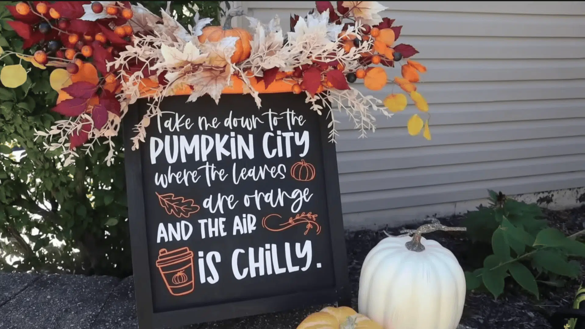 pool noodle floral topper