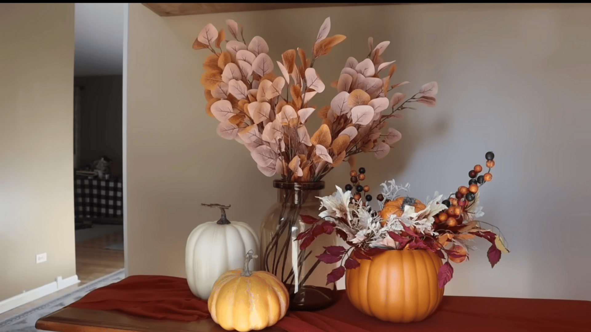 pumpkin vase centerpiece