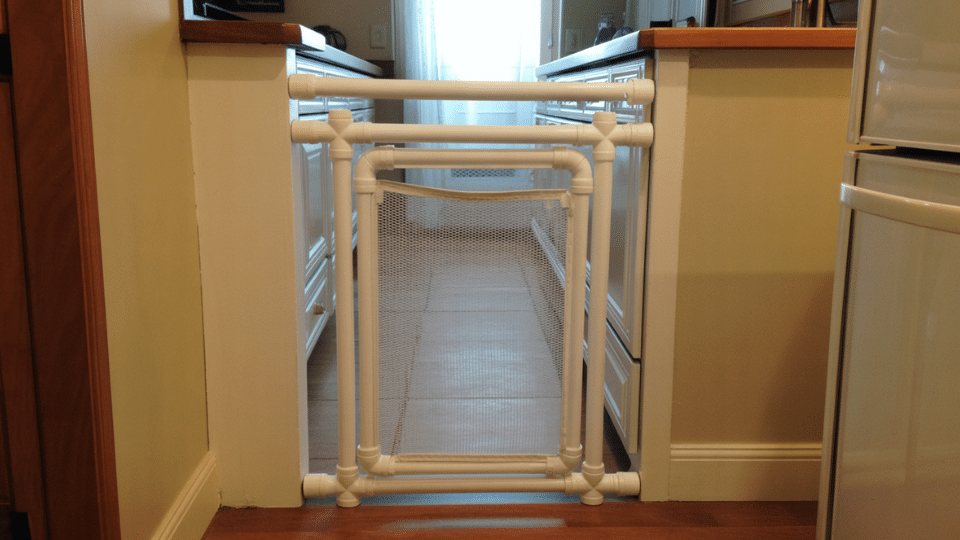 pvc pipe dog gate