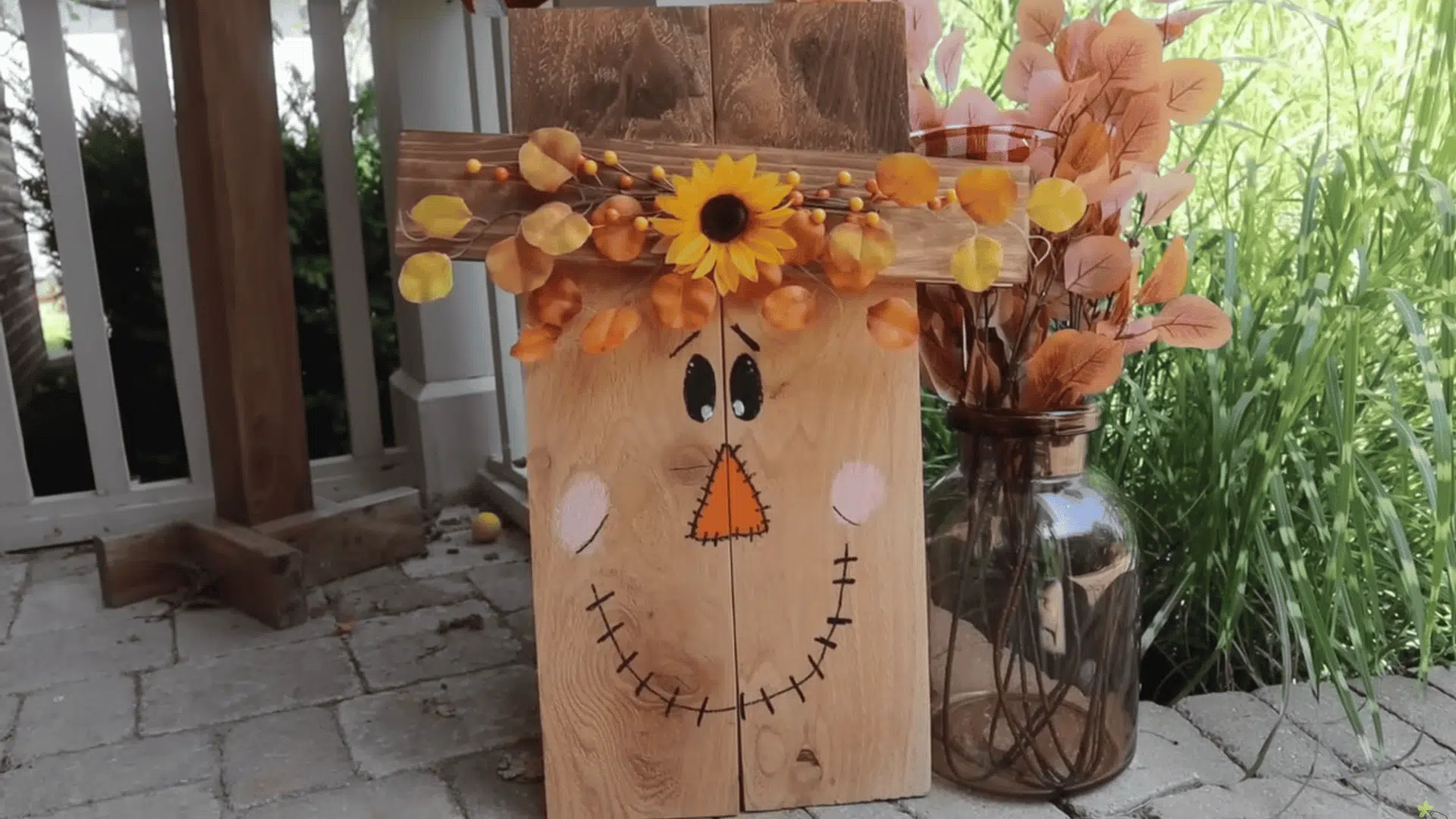 reversible scarecrow sign