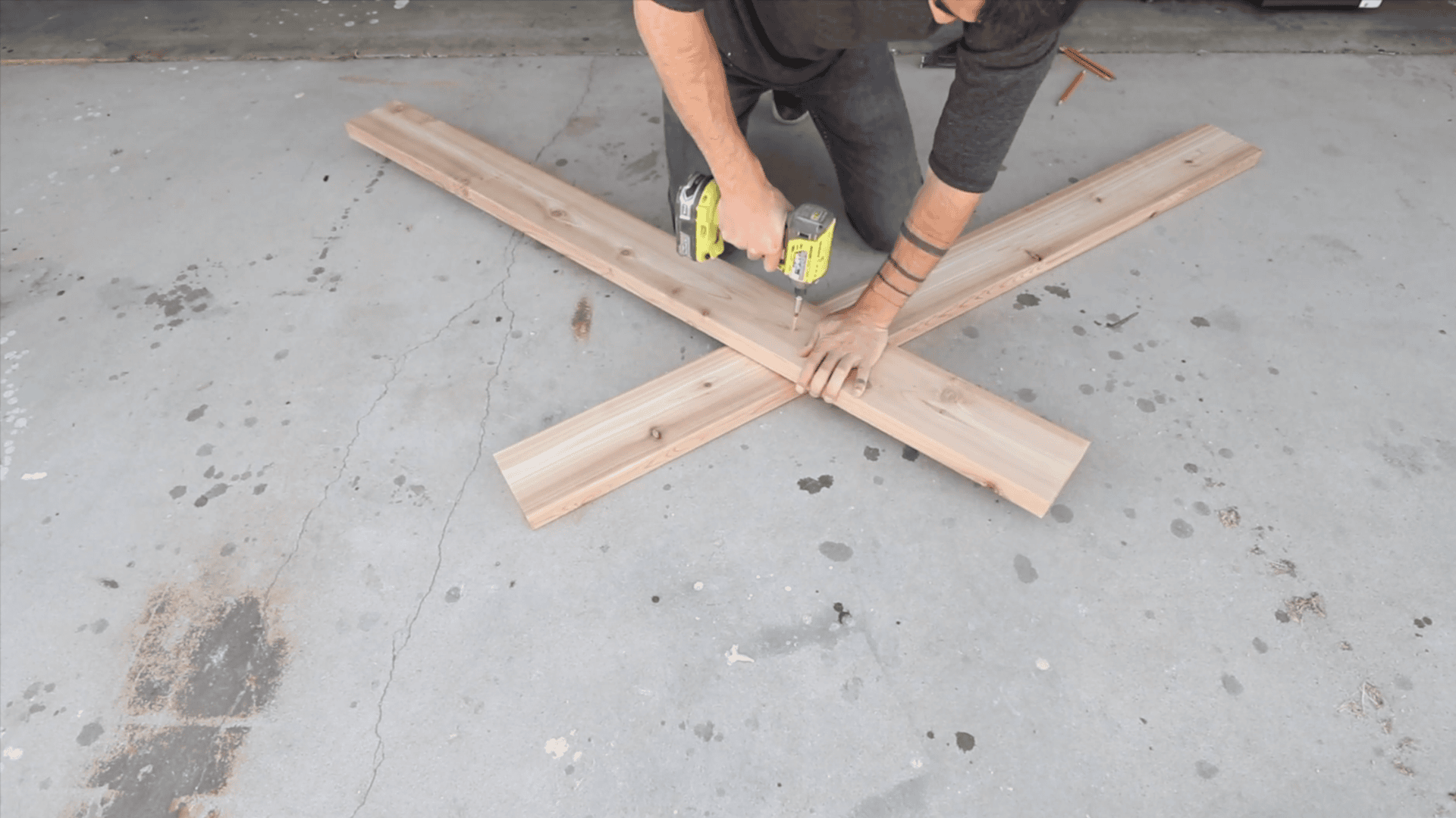 step 1 build the adjustable trusses