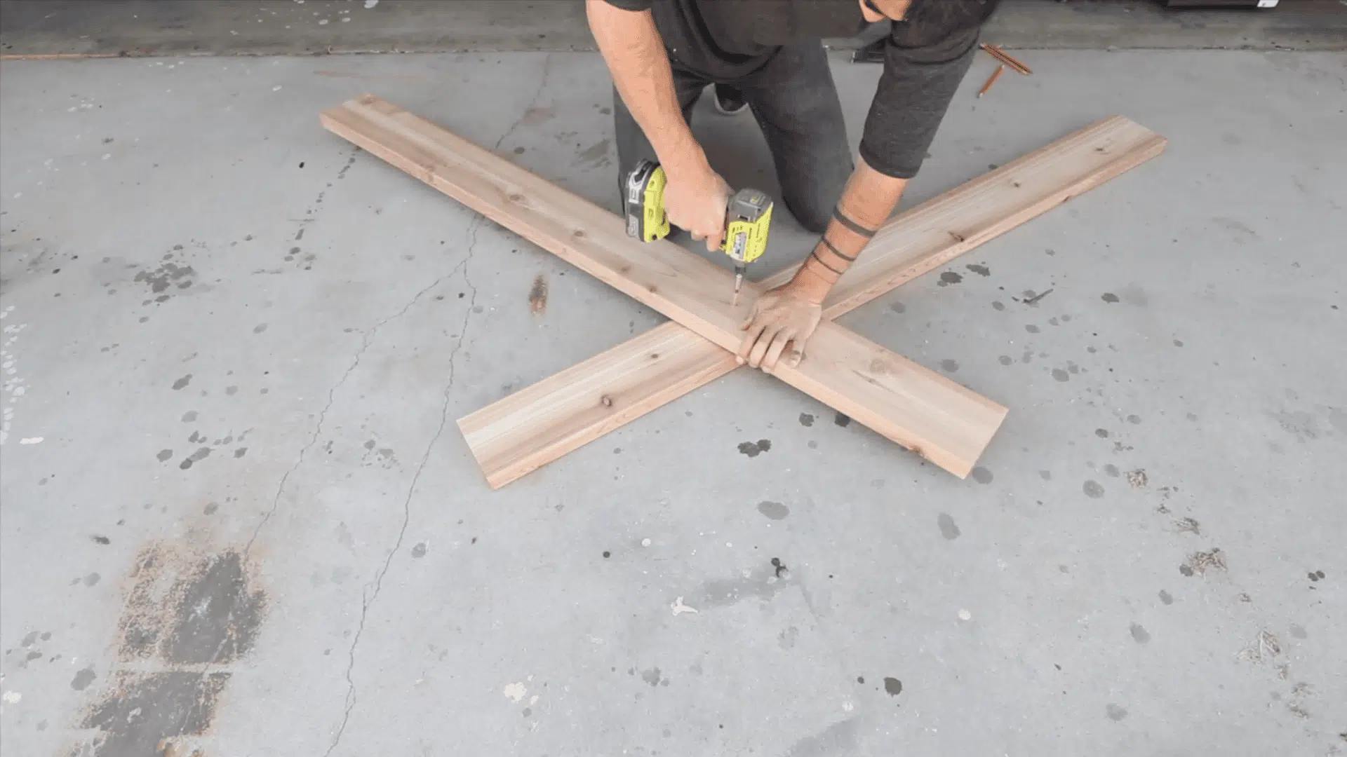 step 1 build the adjustable trusses
