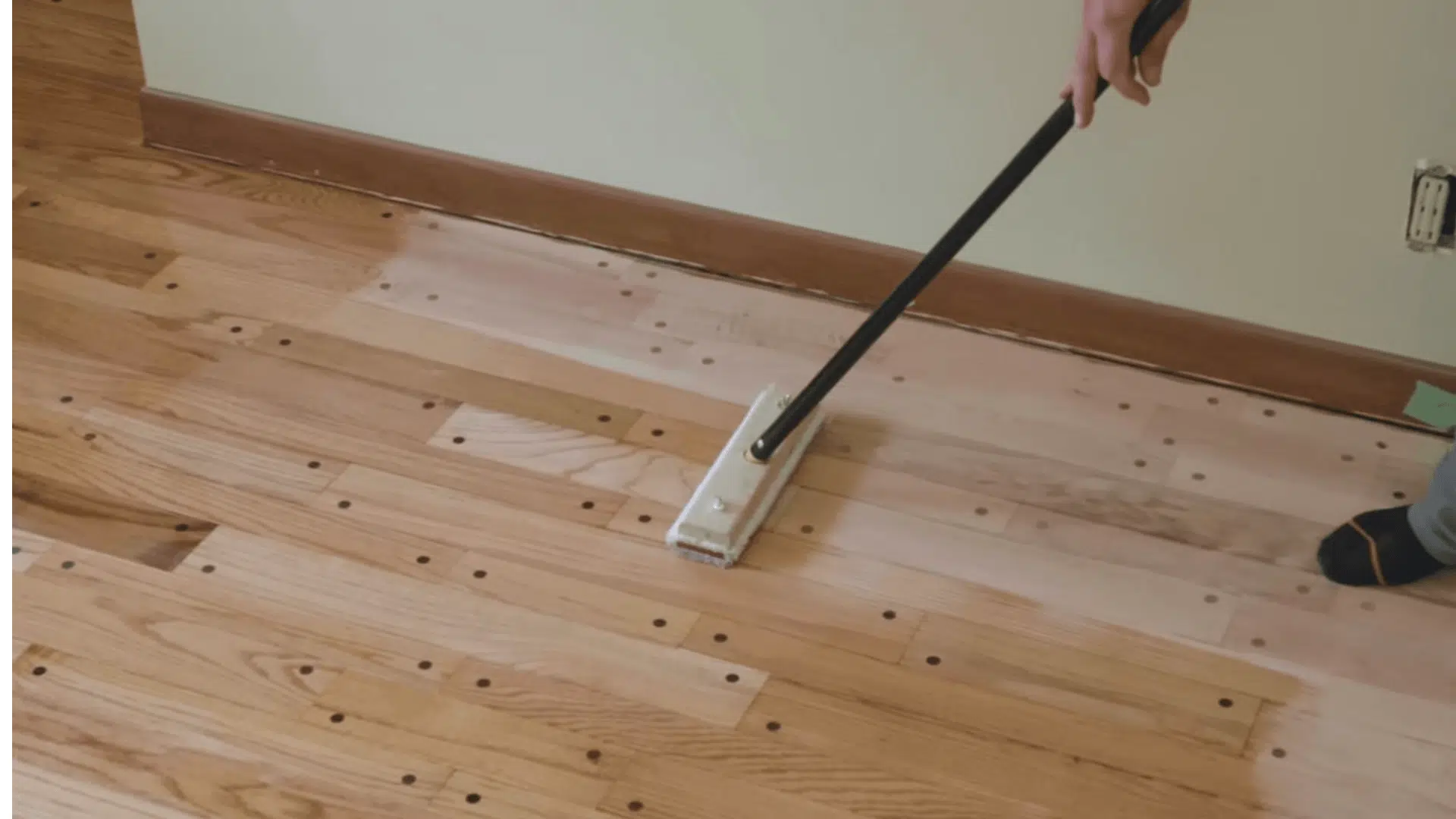 step 4 clean the floor thoroughly before finishing