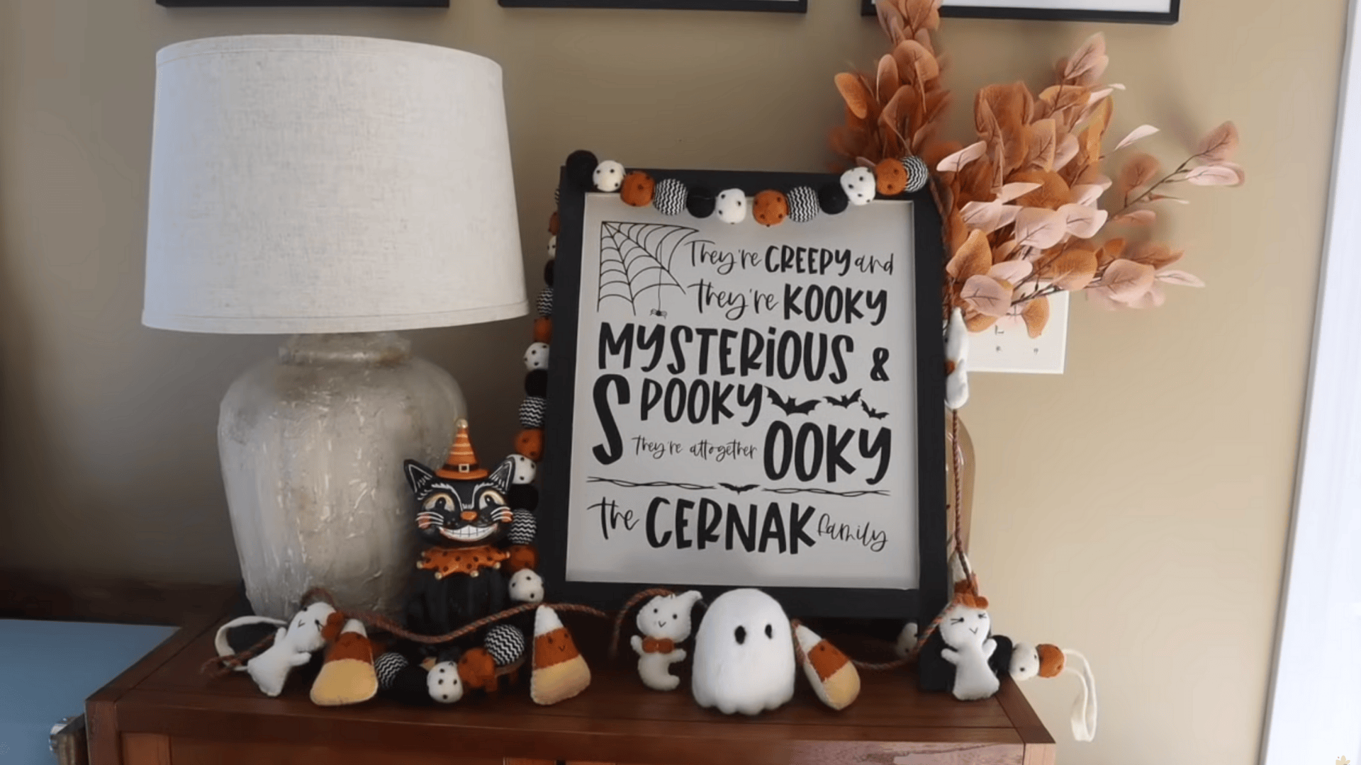 tall vinyl easel signs