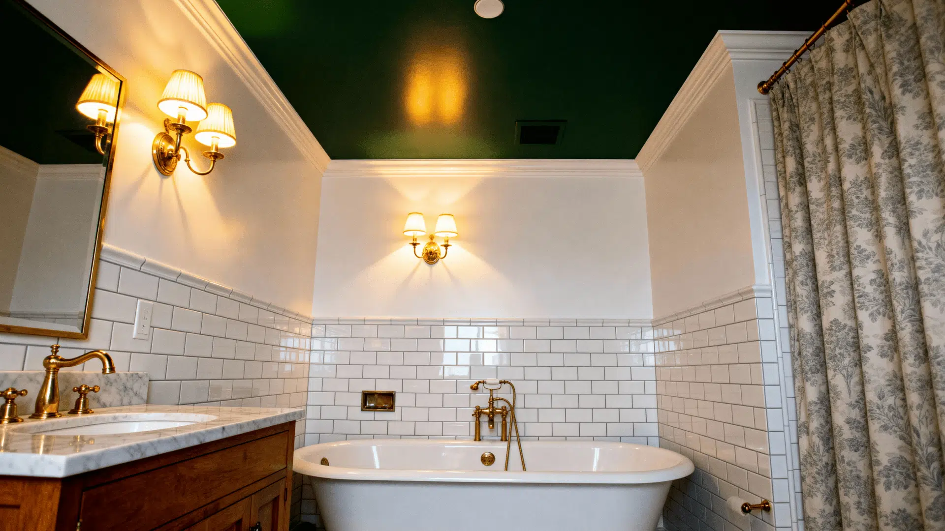 dark green ceiling treatment